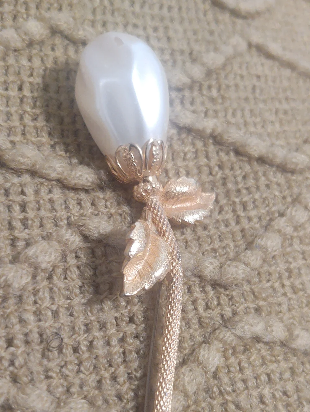 Vintage Rosebud Pearl Brooch